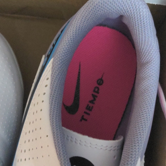 Legend 9 Academy FG/MG Cleats - White and Black - Picture 6 of 6